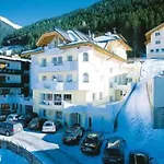 Otel Lamtana 4*